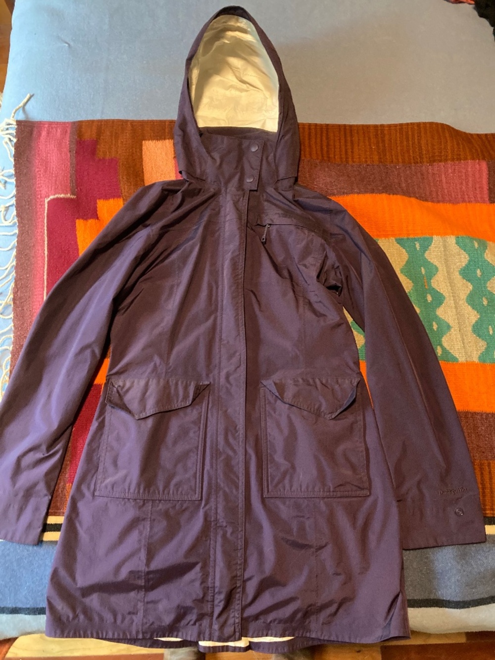 patagonia rain coat/jacket--xs
